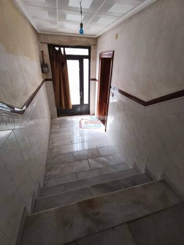 Casa-chalet en Venta en Torredonjimeno