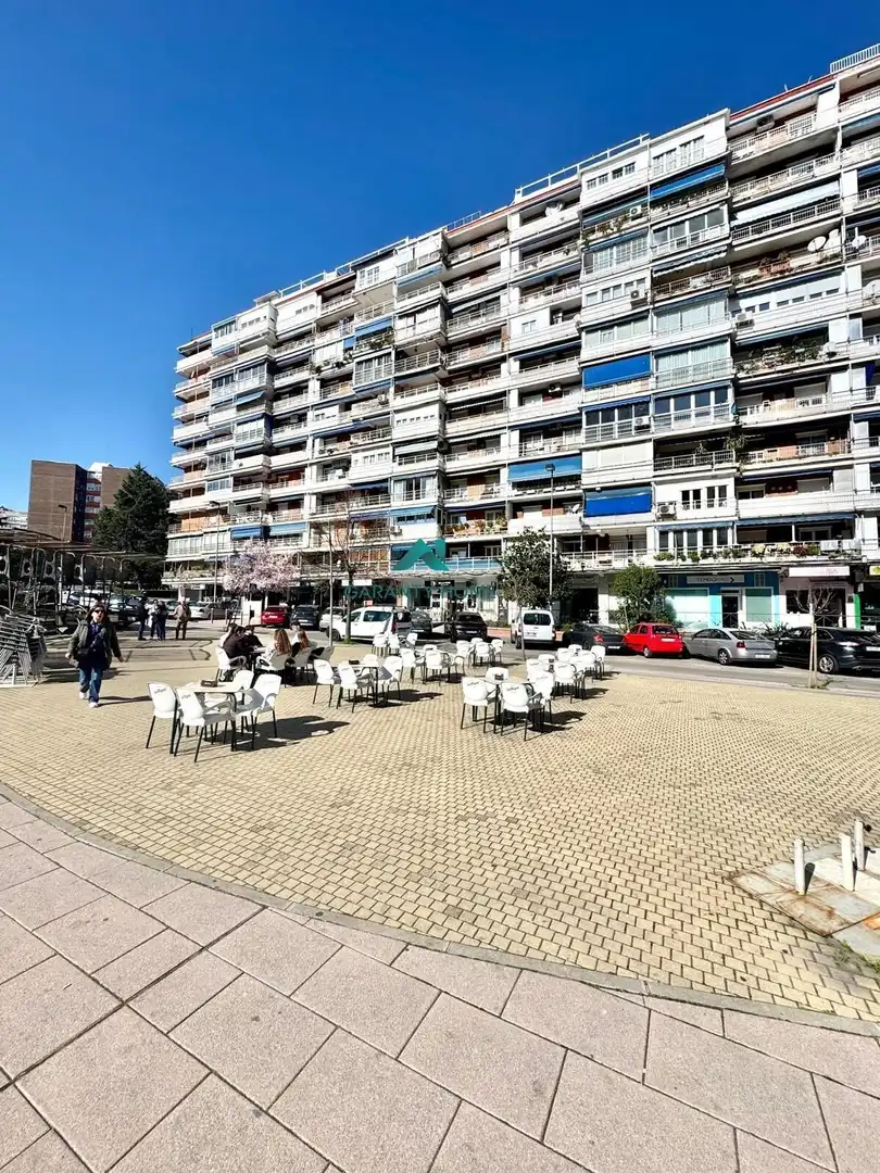 Vista exterior de Local en traspaso en Alcorcón