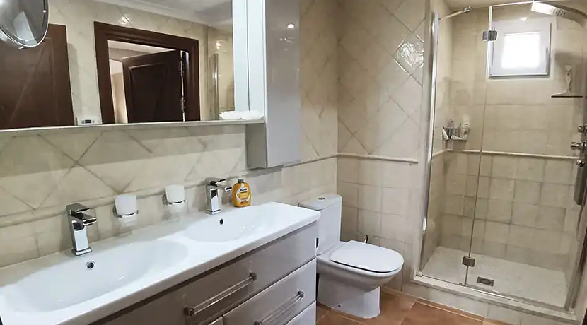 Bany de Apartament en venda en Dénia amb Aire condicionat, Calefacció i Terrassa