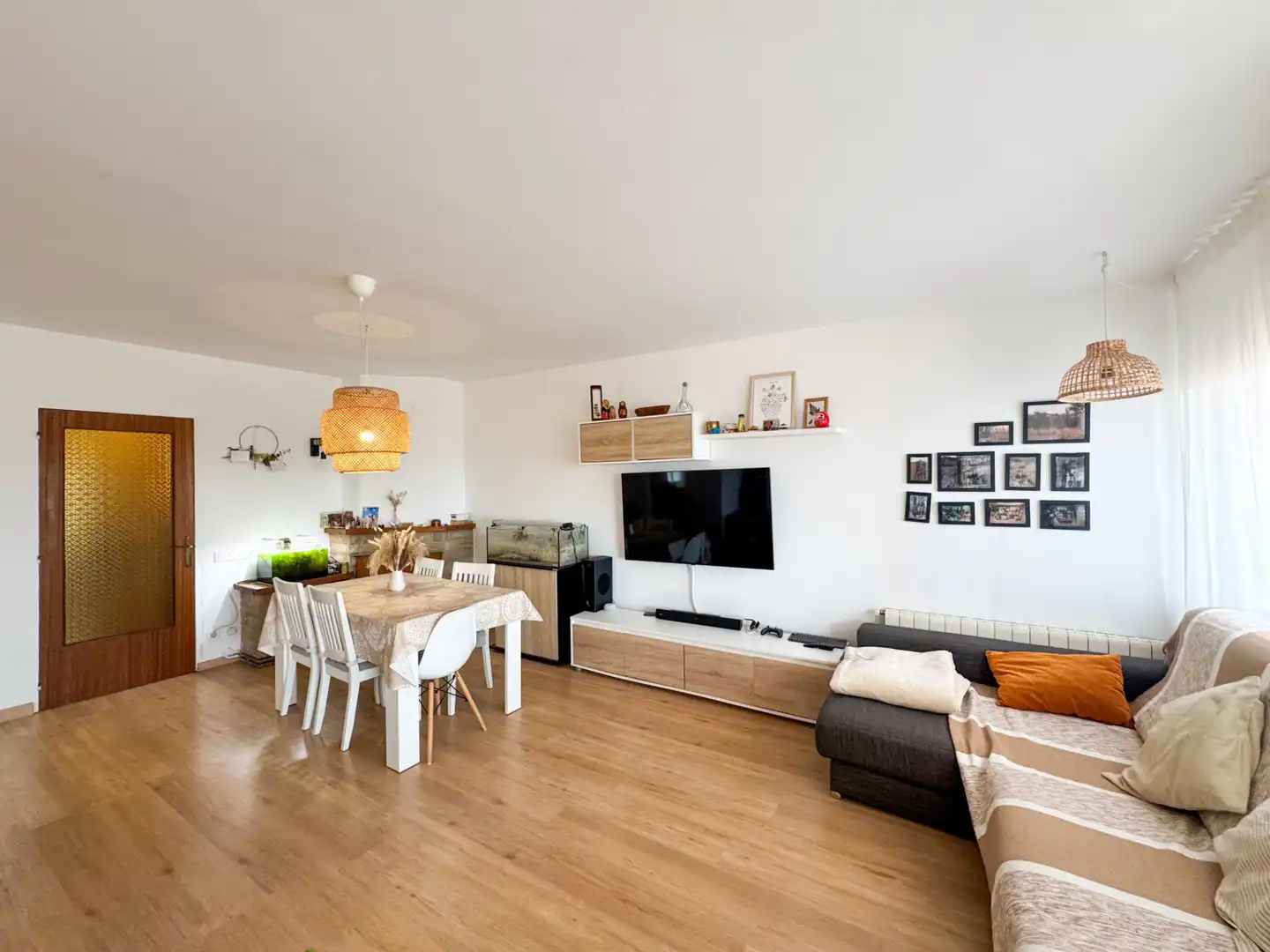 Living room of Flat for sale in Sentmenat  with Air Conditioner, Heating and Parquet flooring