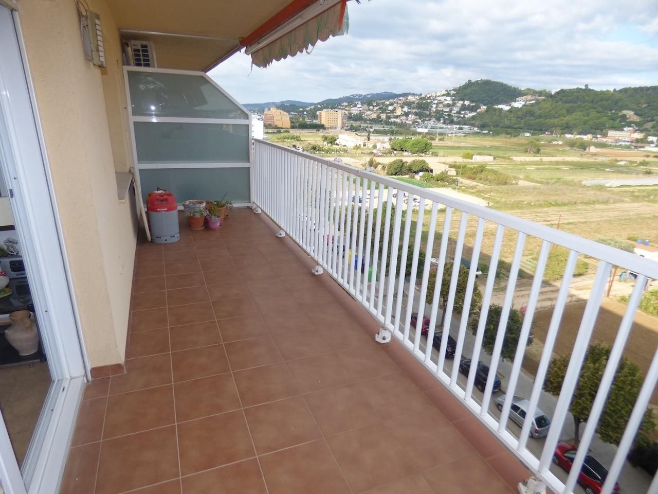 Terraza de Apartamento en venta en Malgrat de Mar con Terraza, Balcón y Piscina comunitaria