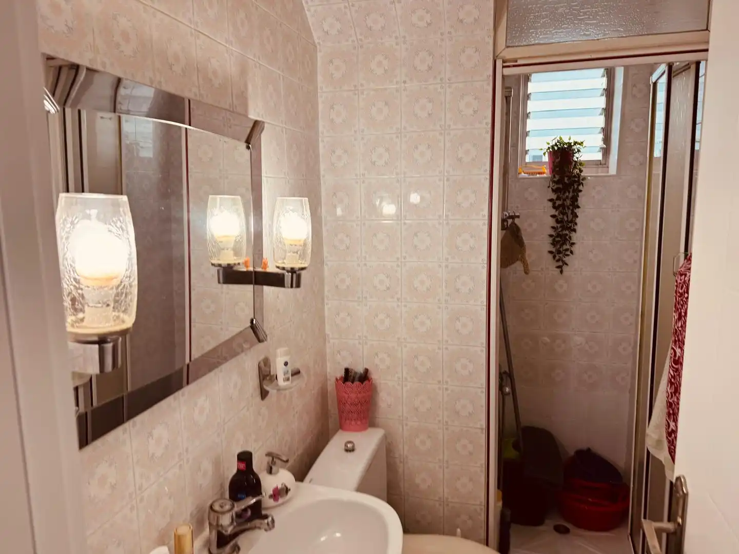 Baño de Piso en venta en Cerro - Amate