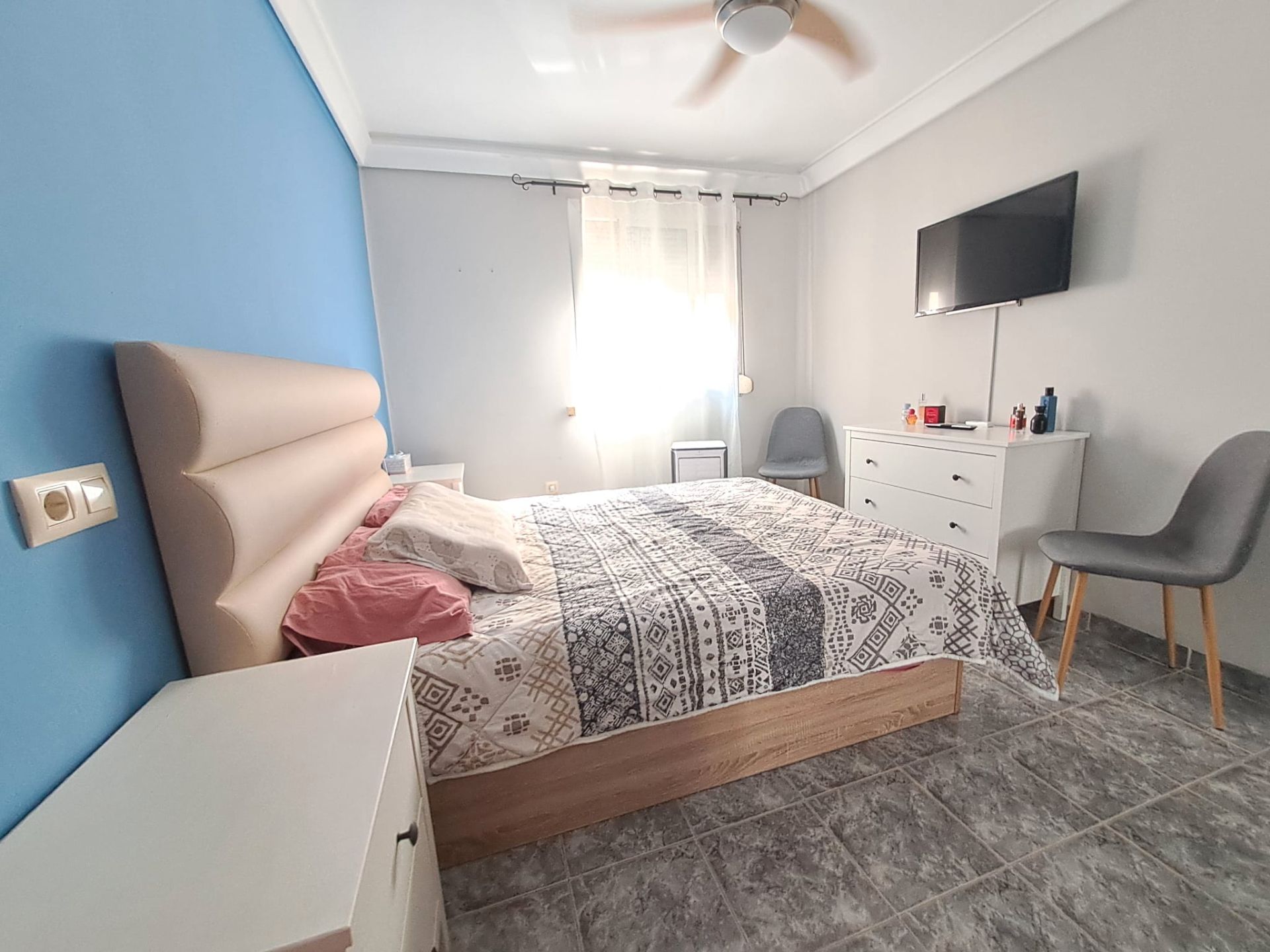 Bedroom of Flat for sale in  Valencia Capital  with Furnished