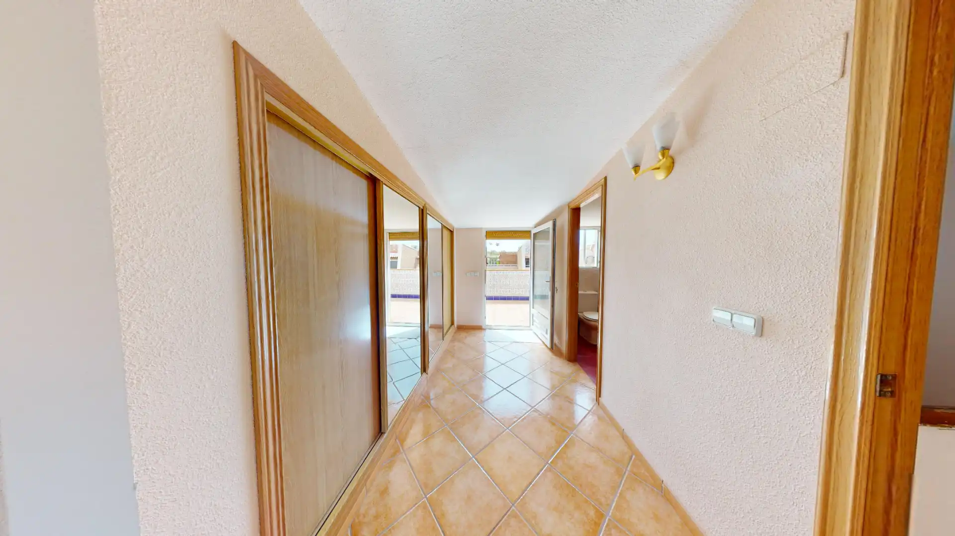 Casa o chalet en venta en Alicante / Alacant con Aire acondicionado, Jardín privado y Terraza