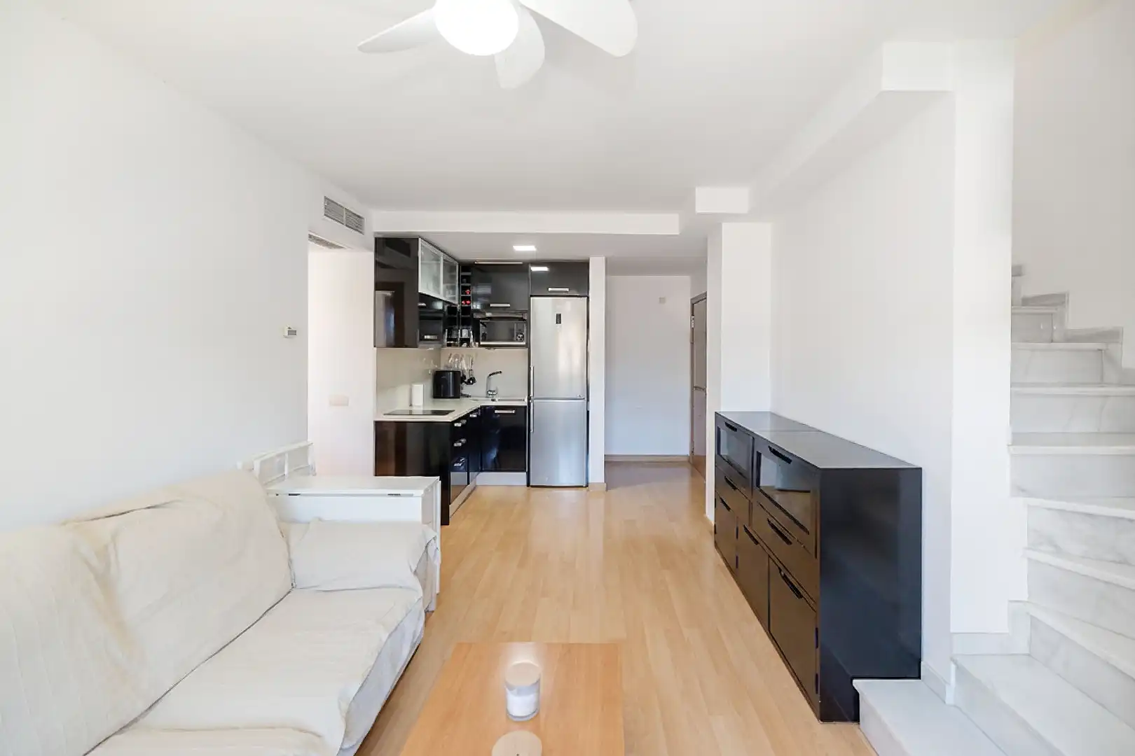 Sala de estar de Ático en venta en Málaga con Aire acondicionado, Calefacción y Terraza
