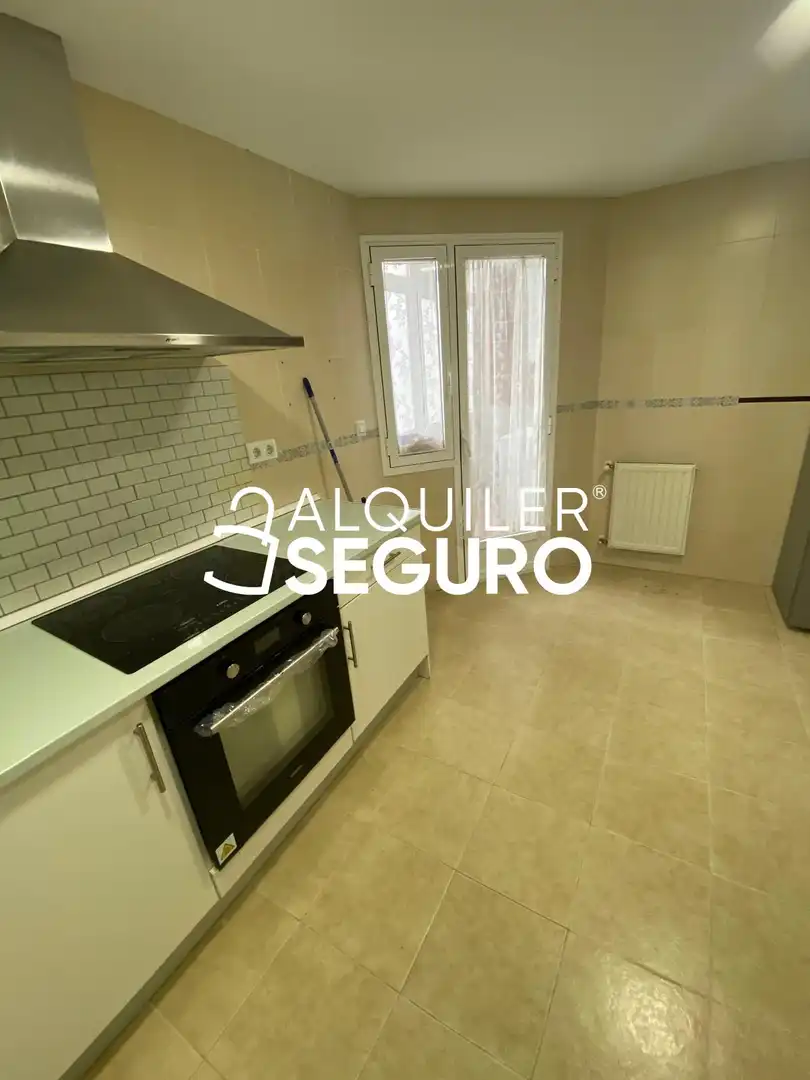 Cocina de Piso de alquiler en Los Valles - Sanz Vázquez - El Fuerte
