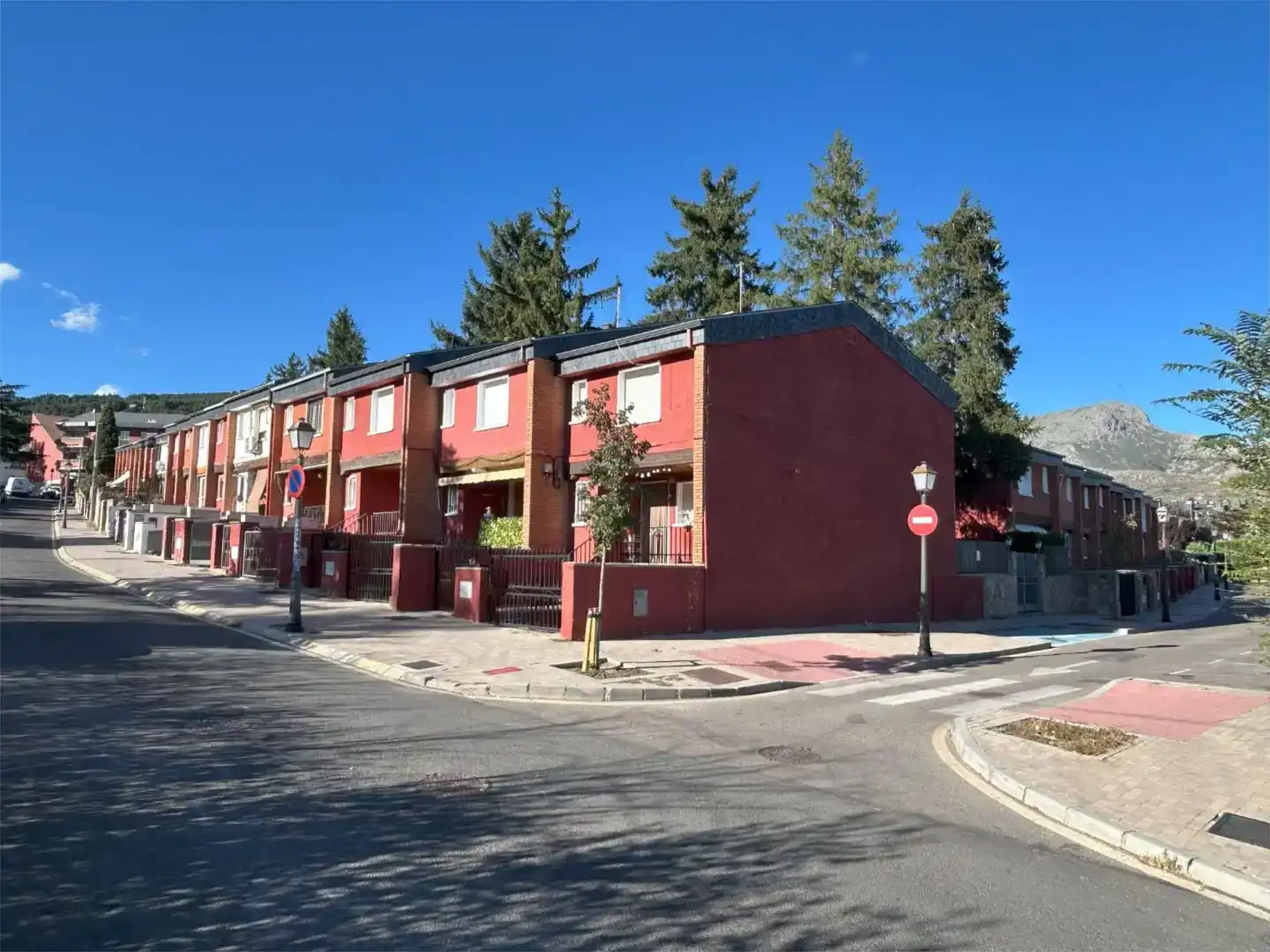 Vista exterior de Casa o chalet en venta en Navacerrada con Jardín privado, Trastero y Piscina