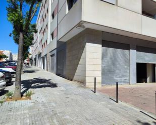 Vista exterior de Local de lloguer en Terrassa