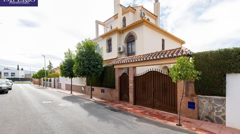 Foto 5 de Casa adosada en venta en Peligros, Granada