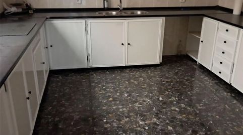 Foto 2 de Casa adosada en venta en Calle Alcalá del Río, 32, Nueva Alcalá, Alcalá de Guadaira
