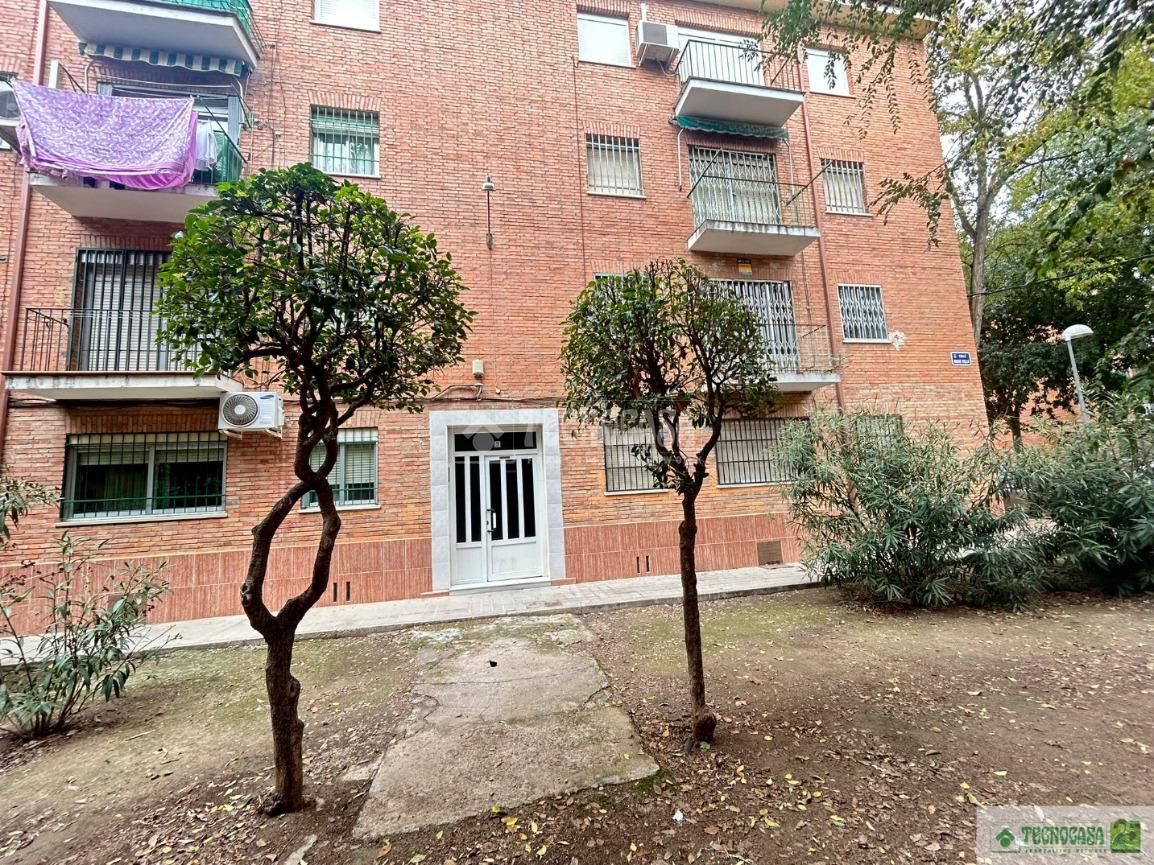 Exterior view of Flat for sale in Ciudad Real Capital