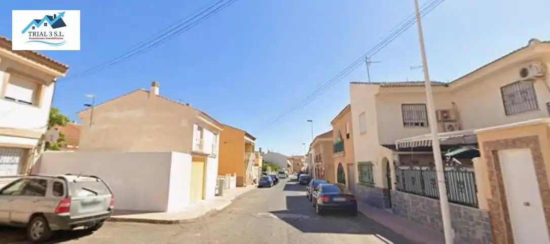 Terraced house with garden for sale in Urbanizacion PLAYASOL 1