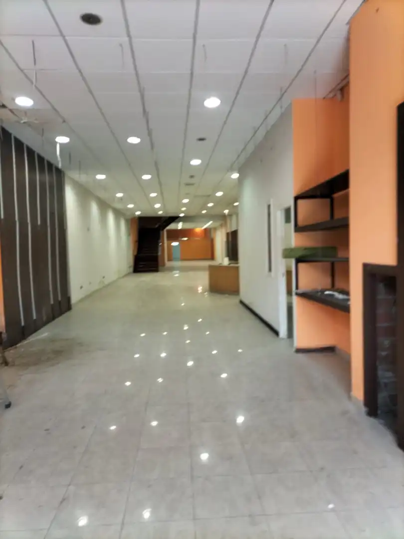 Local comercial en venda a Ronda da Muralla