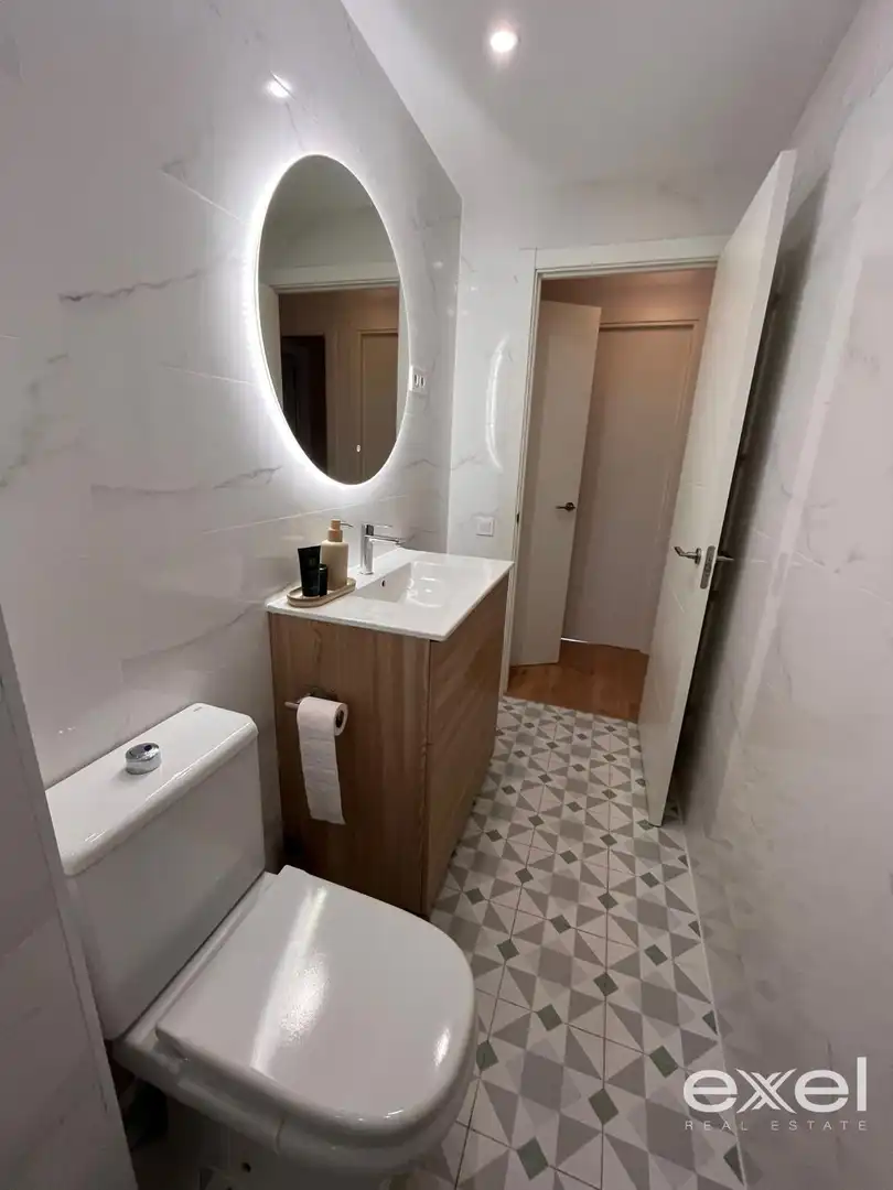 Baño de Piso en venta en Sant Joan Despí con Aire acondicionado, Calefacción y Parquet