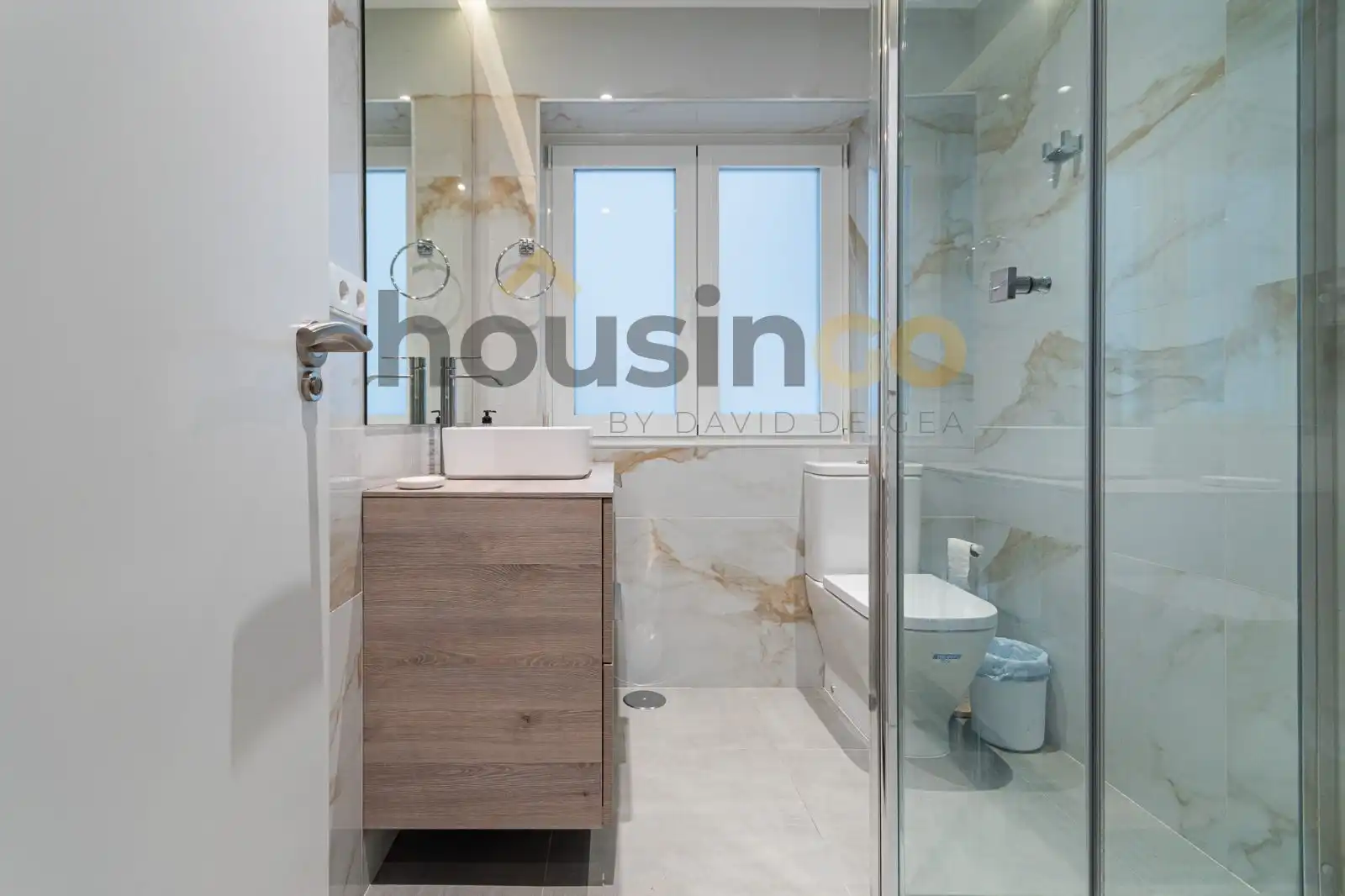 Baño de Piso en venta en Madrid con Aire acondicionado, Calefacción y Parquet