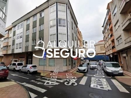 Vista exterior de Piso de alquiler en Arteixo con Terraza, Trastero y Amueblado