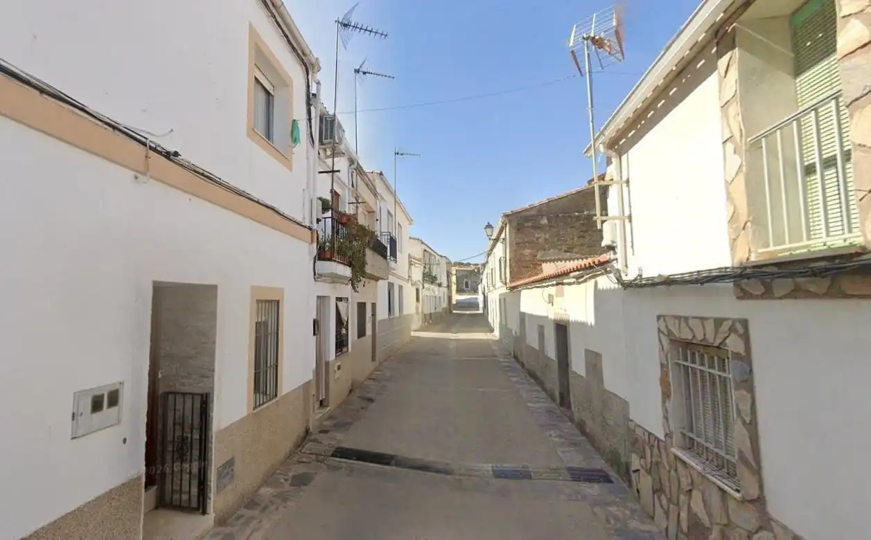 Vista exterior de Local en venta en Talaván, Cáceres