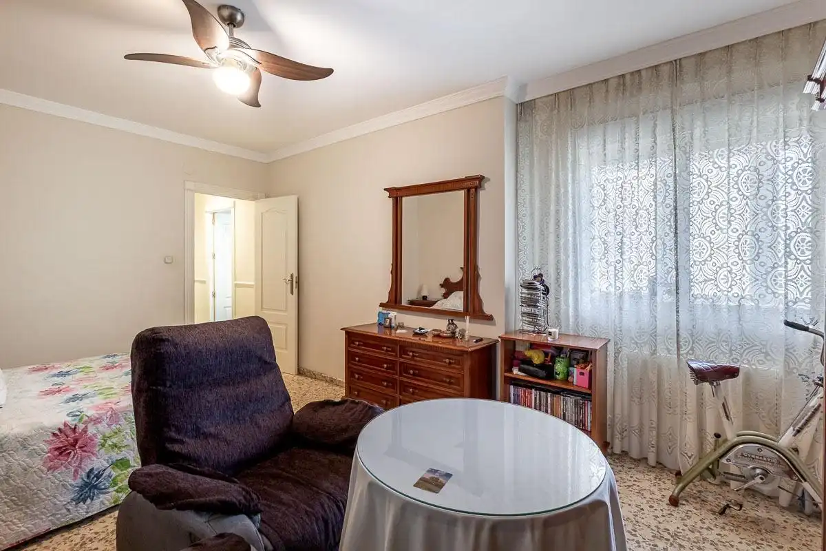 Living room of Flat for sale in Granada  with Heating and Terrace