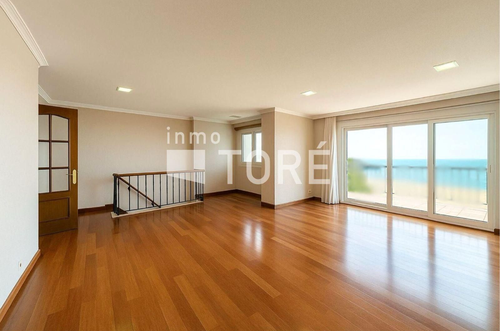 Living room of House or chalet for sale in Rincón de la Victoria  with Air Conditioner, Private garden and Terrace