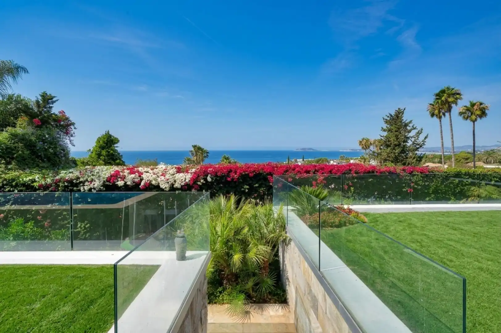 Terraza de Casa o chalet en venta en Marbella con Calefacción, Jardín privado y Terraza