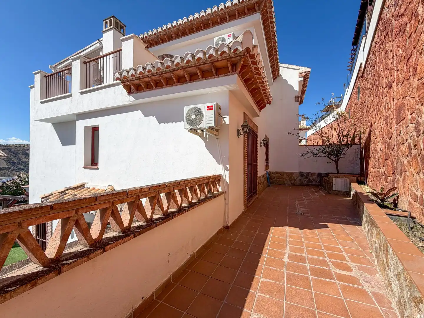 Maison jumelée avec balcon à vendre à Genil, imagen 11