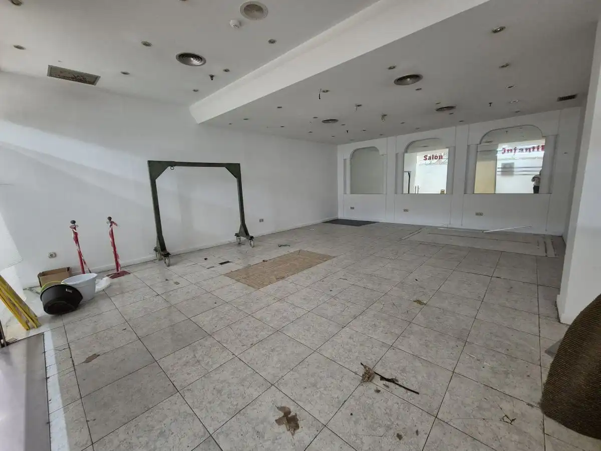 Business premises for sale in Centro - Casco Histórico, imagen 4