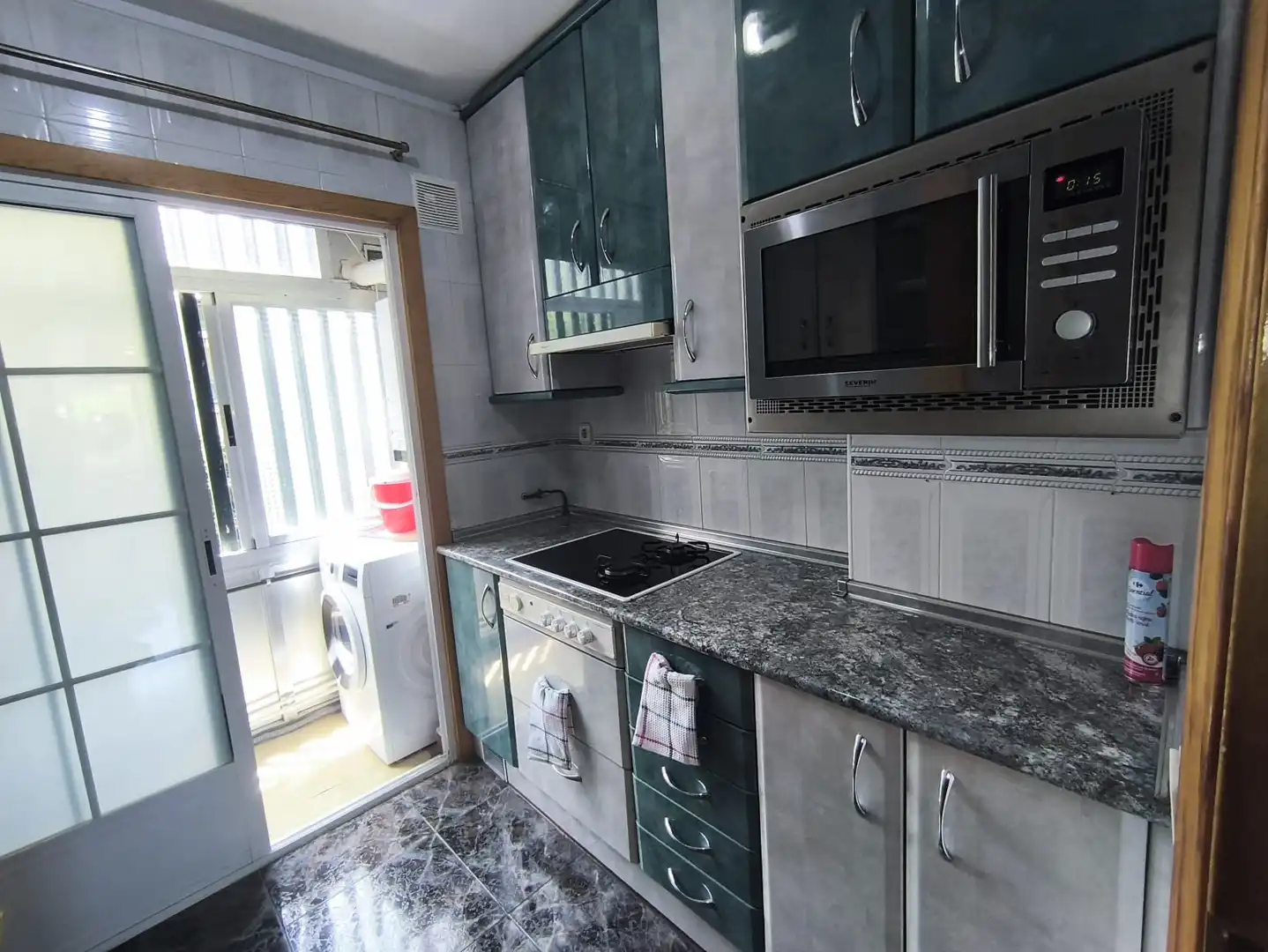 Cocina de Piso para compartir en Parque de la Coruña - Las Suertes