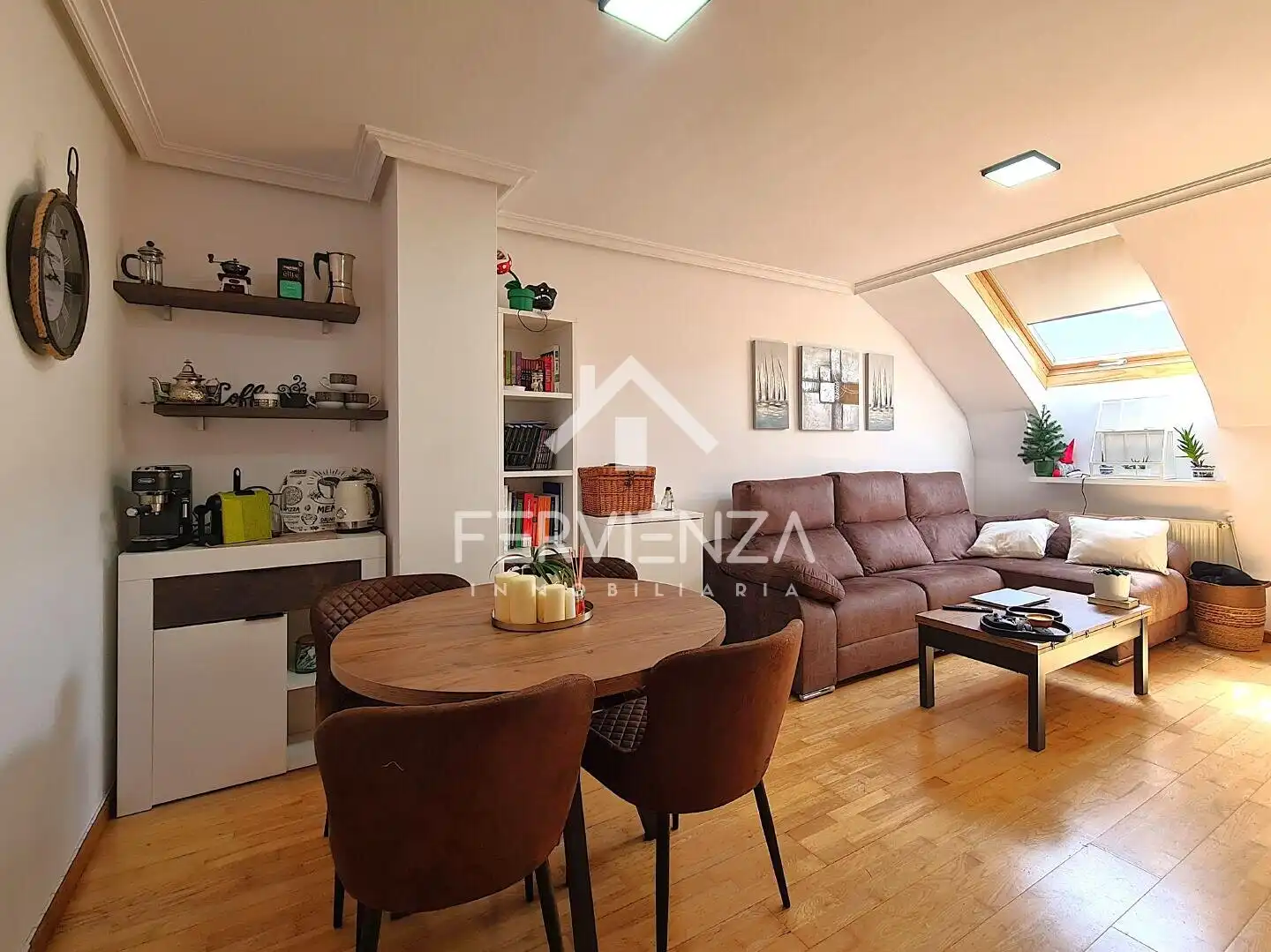 Sala d'estar de Pis en venda en Oviedo 