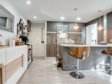 Appartamento con ascensore in vendita a Plaça de Clementina Arderiu
