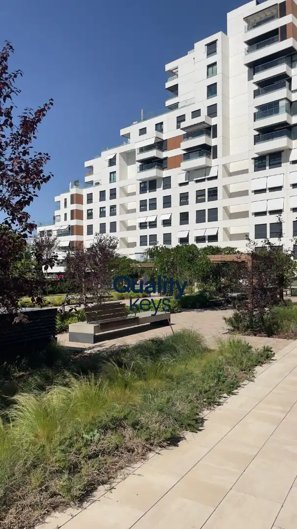 Flat for rent in Madrid  with Air Conditioner, Heating and Terrace