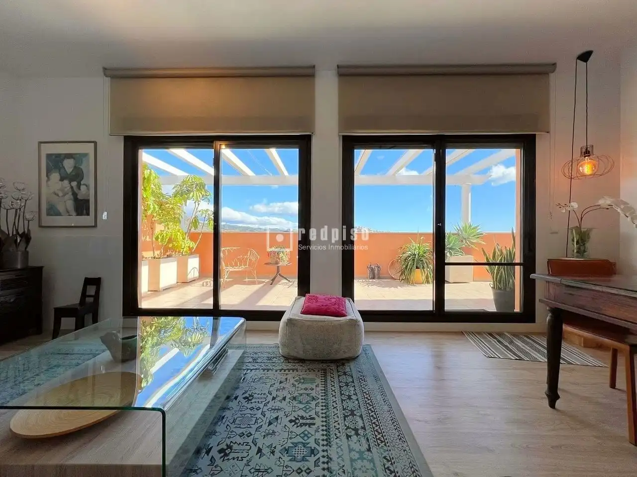 Sala de estar de Ático en venta en Rincón de la Victoria con Aire acondicionado, Calefacción y Jardín privado