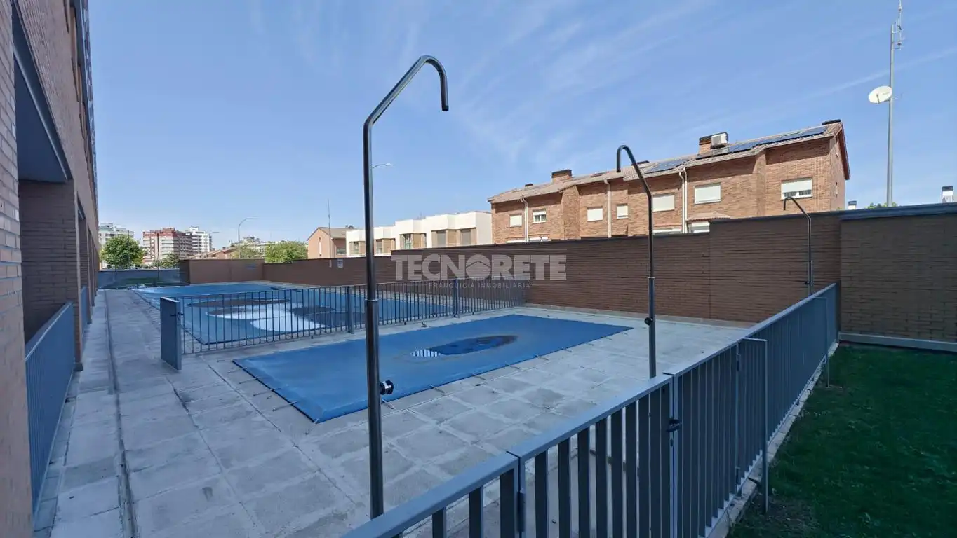 Swimming pool of Flat for sale in Guadalajara  with Air Conditioner, Heating and Terrace