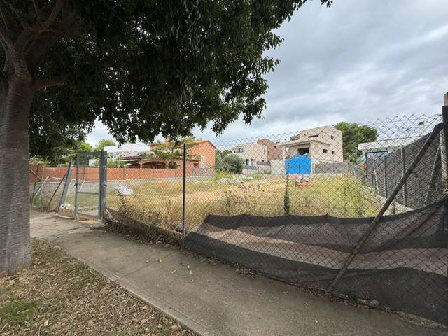 Terreno residencial en Venta en Ciutat Jardí Bonanova