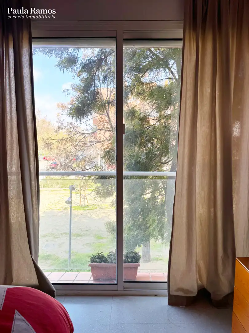 Habitación de Piso en venta en Granollers con Calefacción, Trastero y Horno