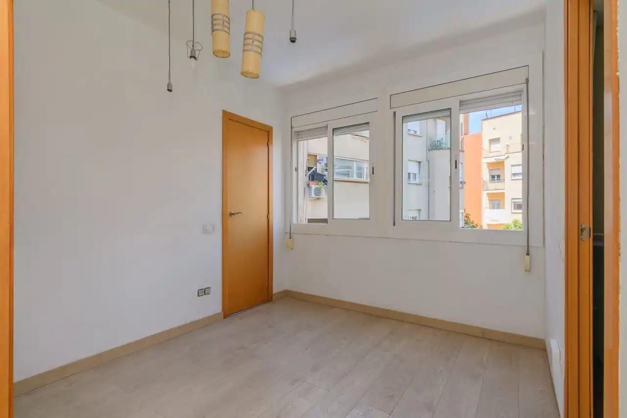 Habitación de Ático en venta en Barcelona con Parquet, Terraza y Trastero