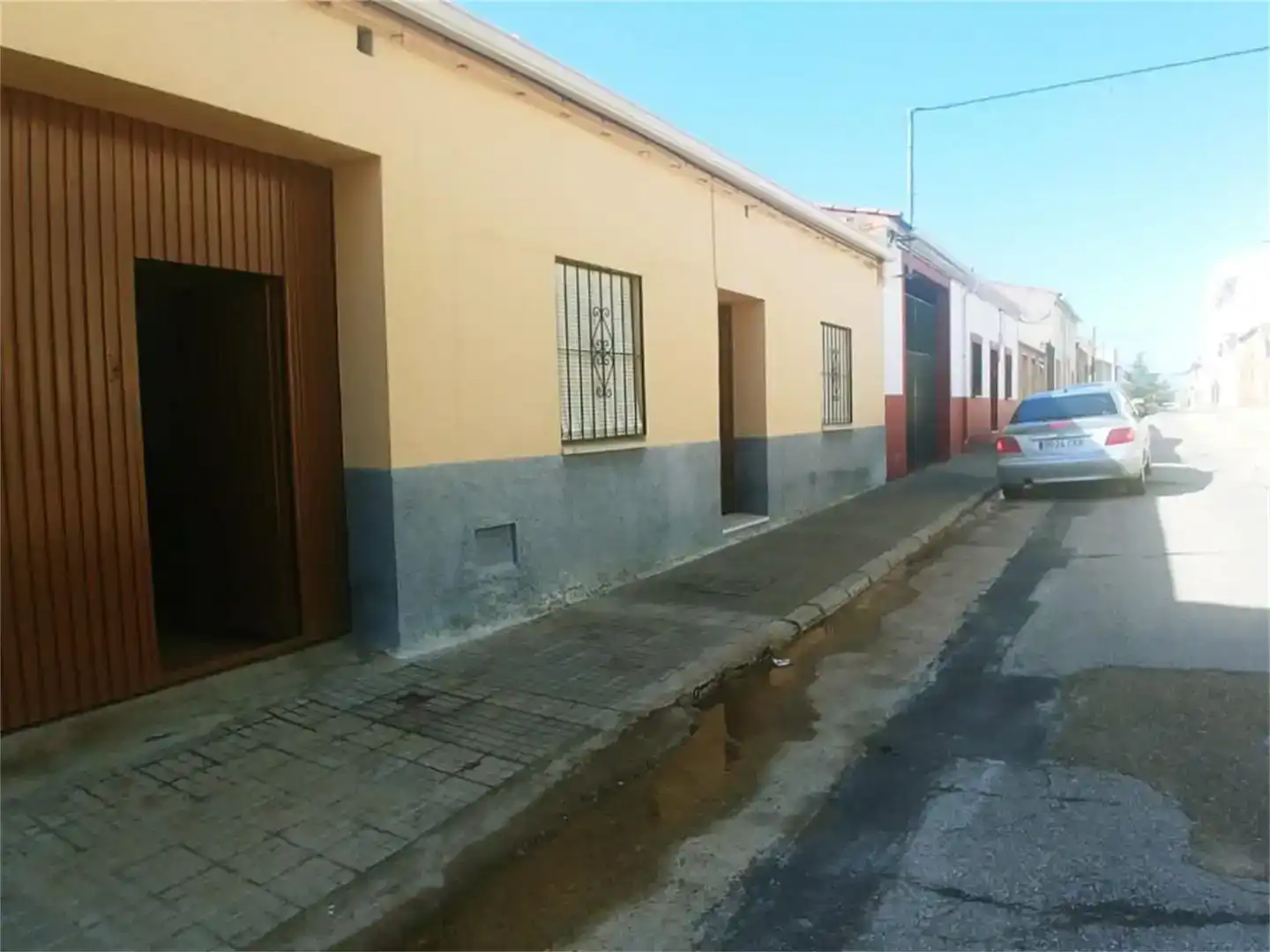 Vista exterior de Casa adosada en venda en Rena