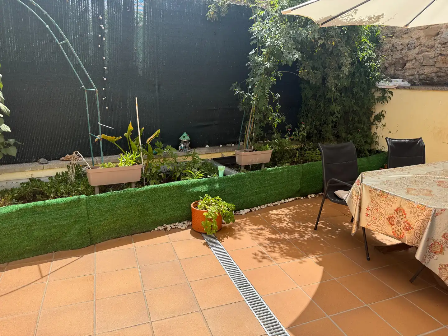 Terrasse von Erdgeschoss zum Verkauf in Serinyà, Girona