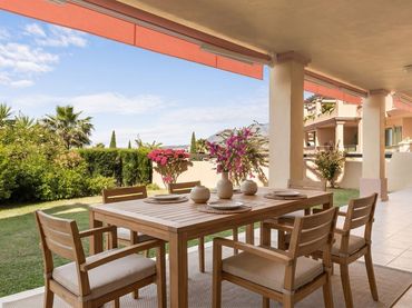 Erdgeschosswohnung mit Pool zum Verkauf in Los Flamingos