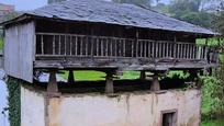 Vista exterior de Casa o xalet en venda en Valdés - Luarca amb Piscina