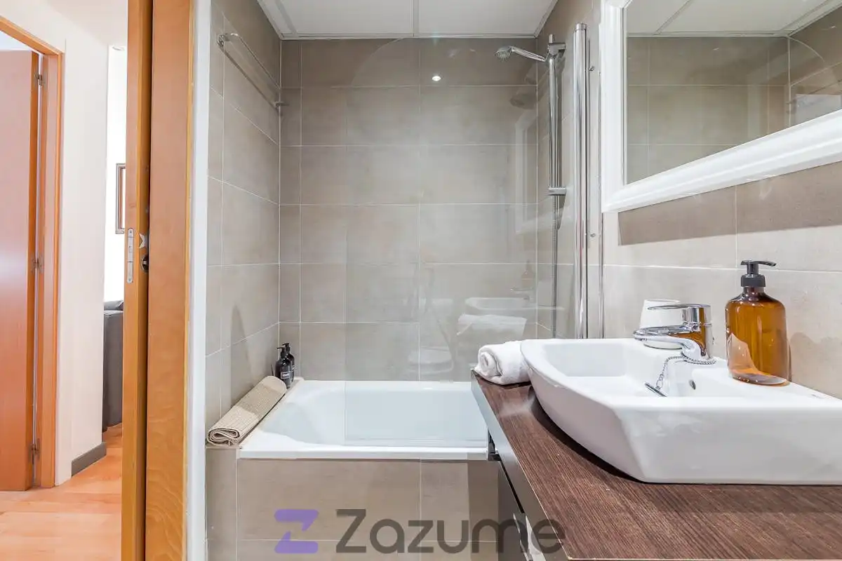 Flat for rent in C. del Divino Redentor, Valdeacederas
