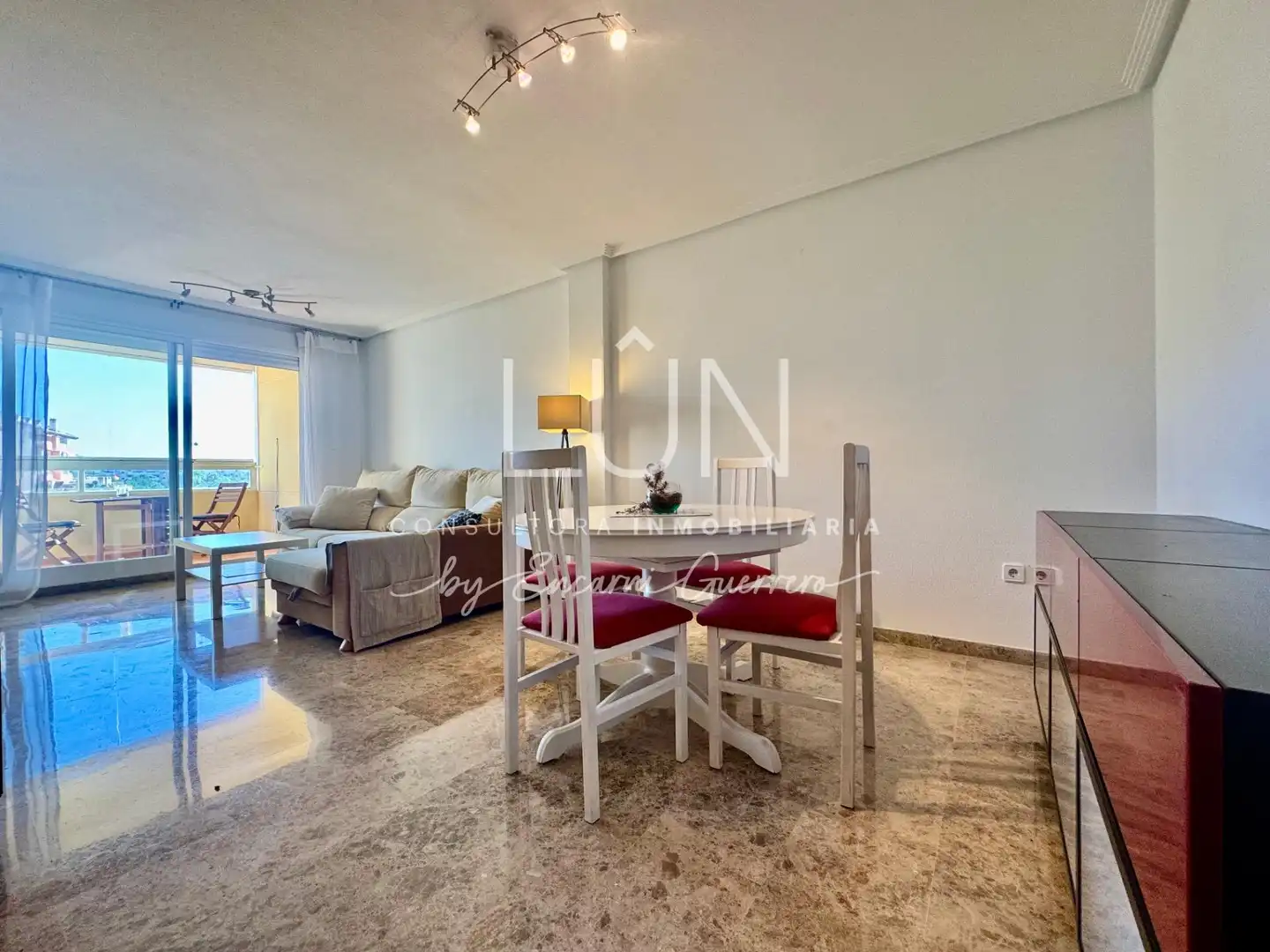 Sala de estar de Apartamento de alquiler en Molina de Segura con Aire acondicionado, Terraza y Amueblado