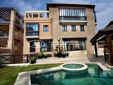 Casa amb piscina en venda a San Pedro de Alcántara