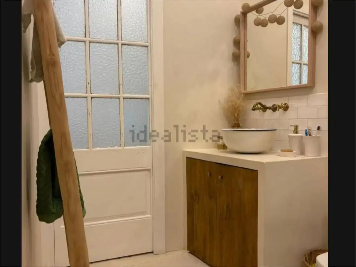 Bany de Finca rústica en venda en Molins de Rei amb Aire condicionat i Balcó