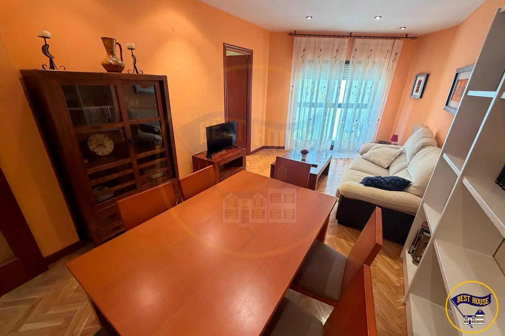 Living room of Flat for rent in Cuenca  with Heating, Furnished and Balcony