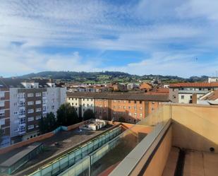 Vista exterior de Pis en venda en Gijón  amb Terrassa i Piscina