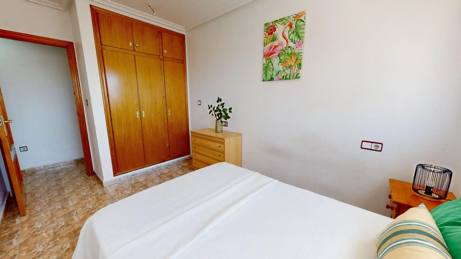 Habitación de Apartamento en venta en Torrevieja con Amueblado, Balcón y Piscina comunitaria