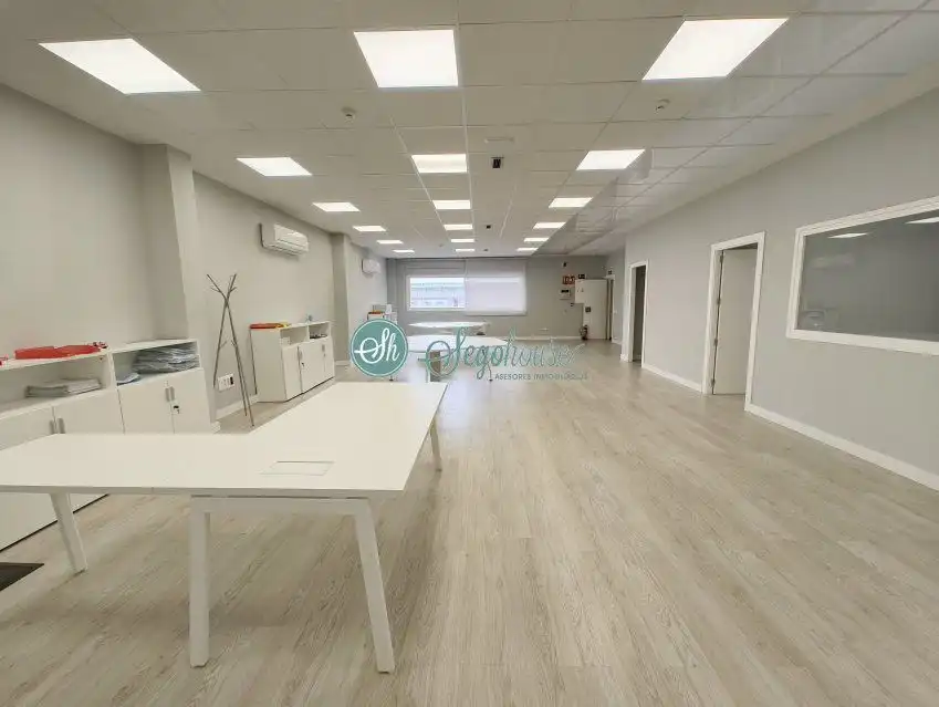 Office for rent in Segovia  with Heating
