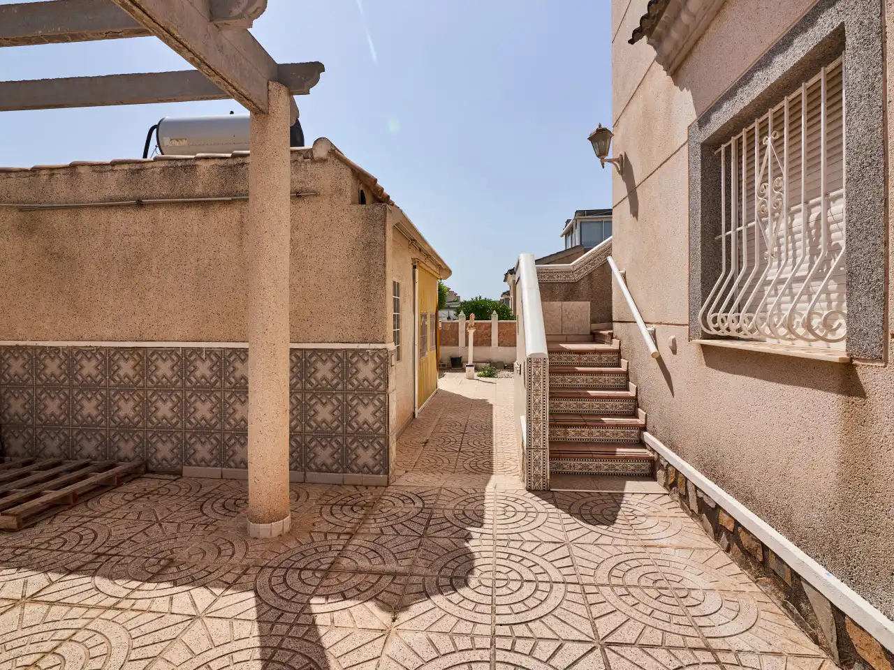 Terrassa de Casa o xalet en venda en Torrevieja amb Aire condicionat, Calefacció i Jardí privat
