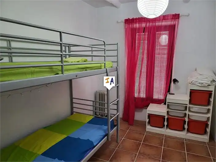 Dormitori de Casa adosada en venda en Lora de Estepa amb Piscina