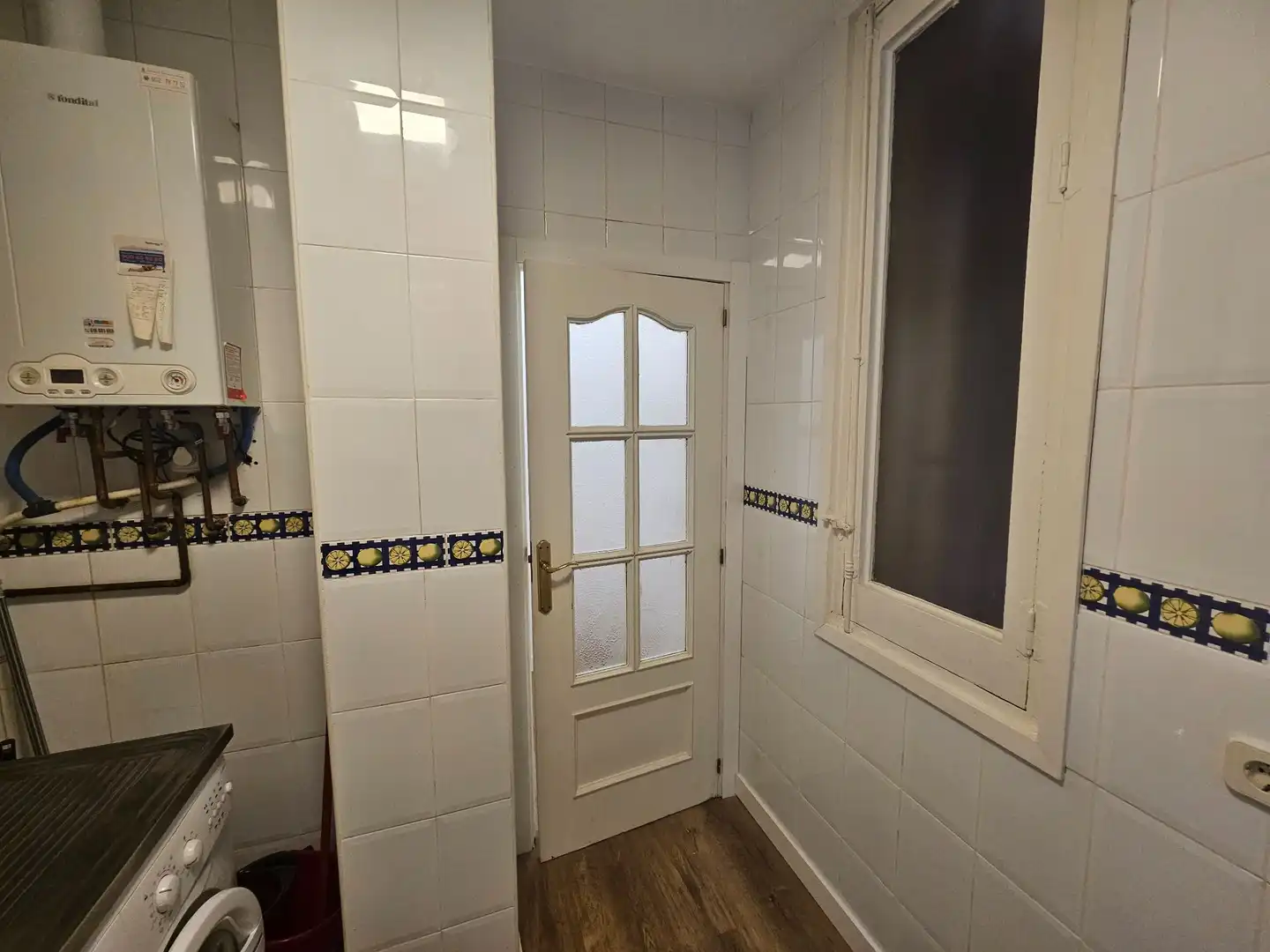 Bany de Apartament de lloguer en Madrid amb Calefacció